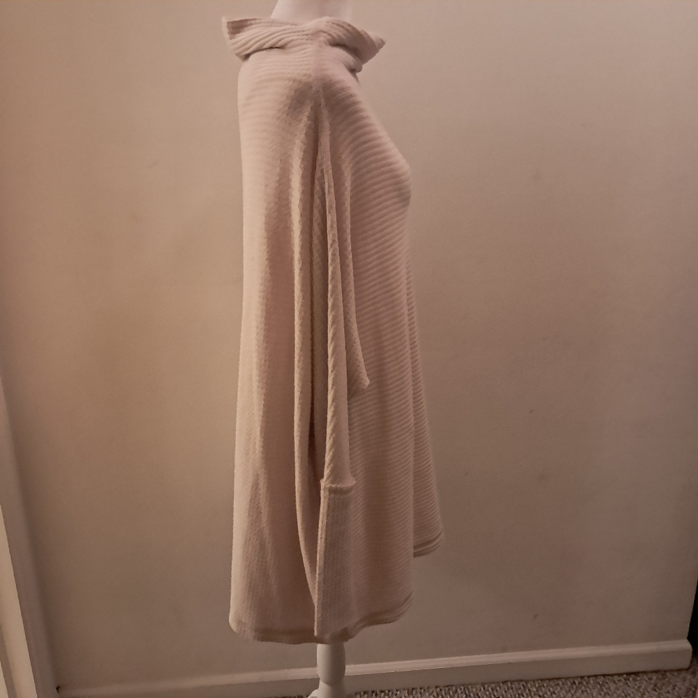 We The Free Sweater Women's Medium M Cream Waffle Cowl Neck Oversized Cozy - Picture 5 of 12